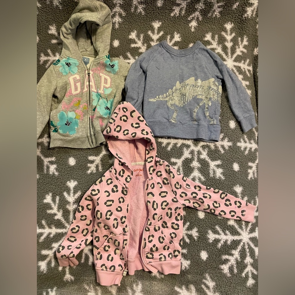 3T set of three sweatshirts